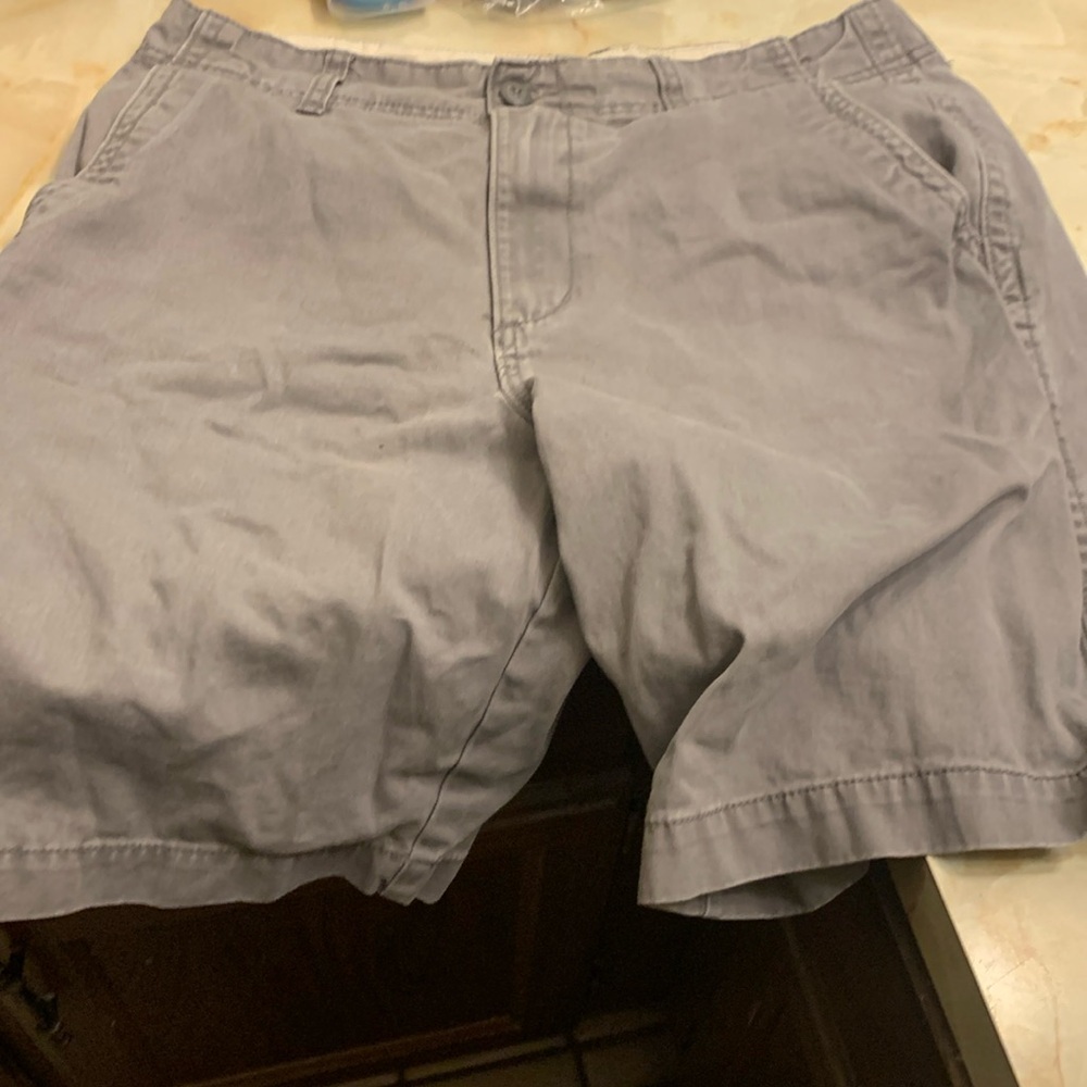 Old navy khaki shorts